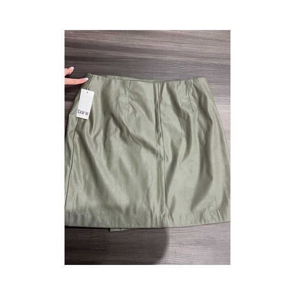 Bar III Green Faux Leather Skirt - Picture 6 of 6